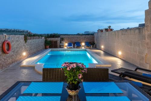 San Lawrenz House | Villayana Holiday Home