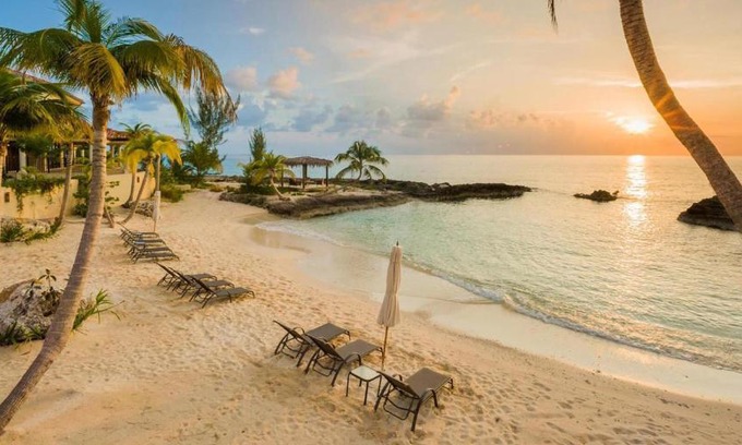 George Town House | Ville Adiacente by Grand Cayman Villas & Condos