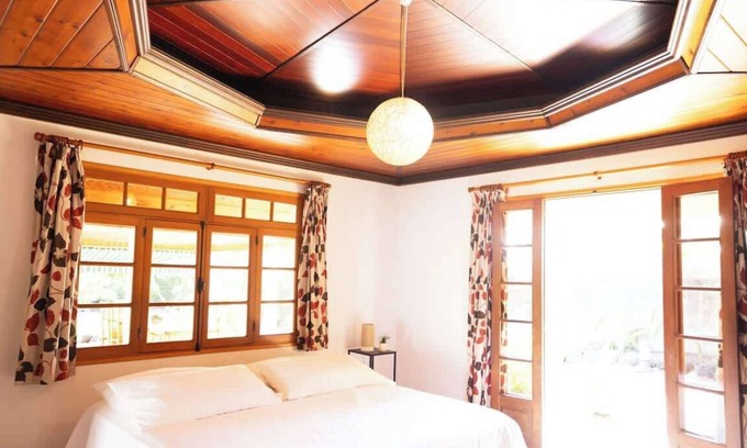 Papeete House | Villerme Lodge Summar