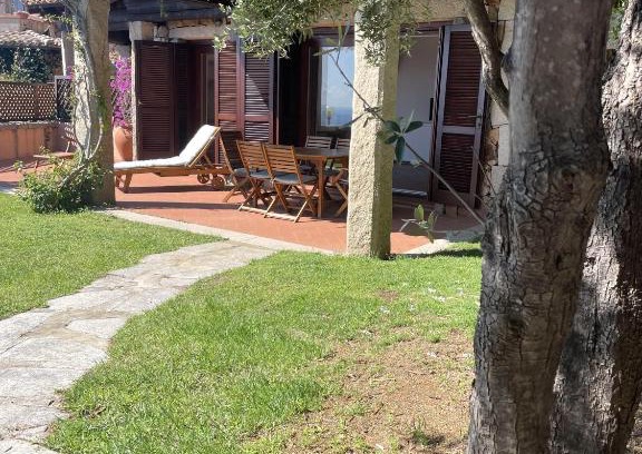 Capo Coda Cavallo Villa | Villetta con Giardino Punta Est