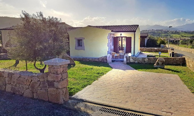 Baia Sant'Anna House | villette baia