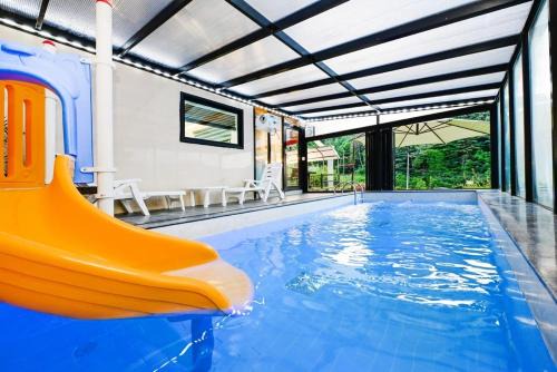 Gapyeong Villa | Vine family and kids four season pool villa