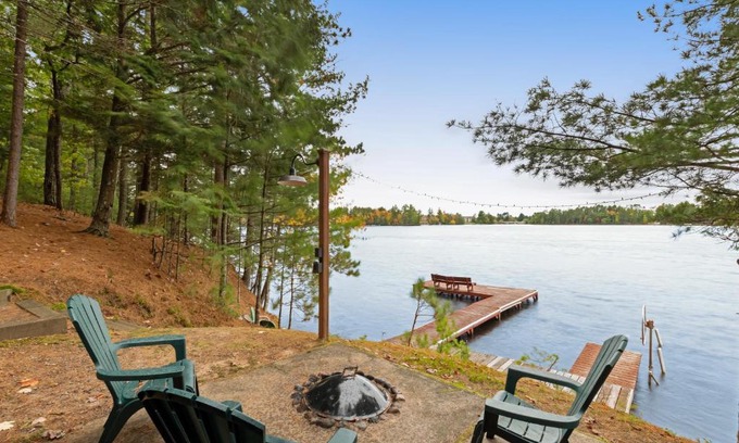Three Lakes House | Vinnie's Villa