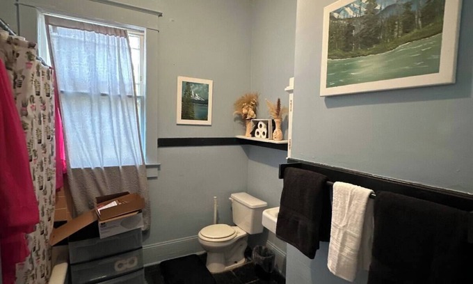 Innovation District Apartment | Vintage & Affordable Unit 2 of 6