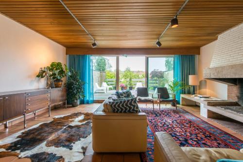 Sint-Kruis Apartment | Vintage Duplex in Bruges