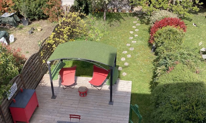 L'Hay-les-Roses House | Vintage house with terrace and garden near Paris