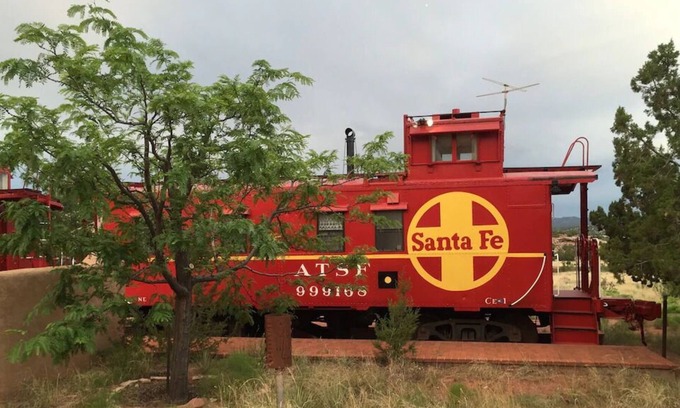 Canoncito Villa | Vintage Santa Fe Cabooses