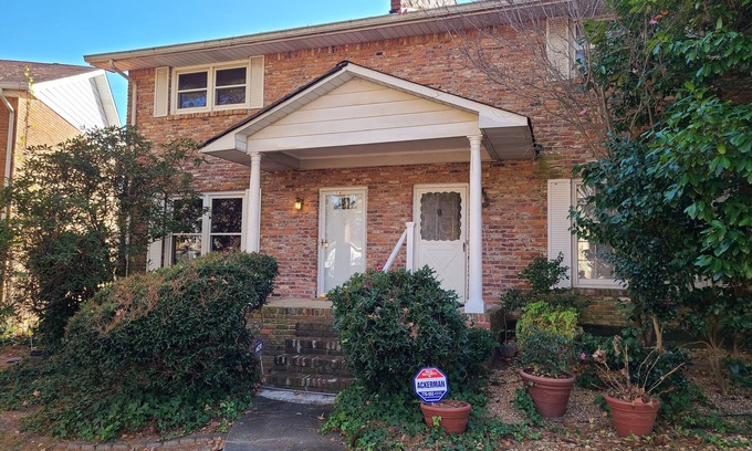 Union City House | Vintage Victorian Styled Townhome