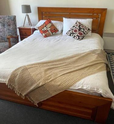 Hobart Central Business District Apartment | Violet Cottage in the City