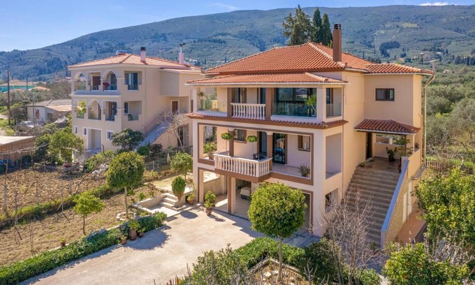 Agia Marina Apartment | Violeta's Country flat