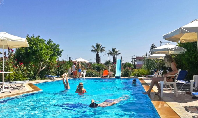 Agios Dimitrios Apartment | Violetta Hotel