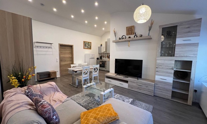 Wiesloch Apartment | ❤ VipStay the stylish 53m² suite with kitchen, balcony, parking, WiFi, SmartTV ❤
