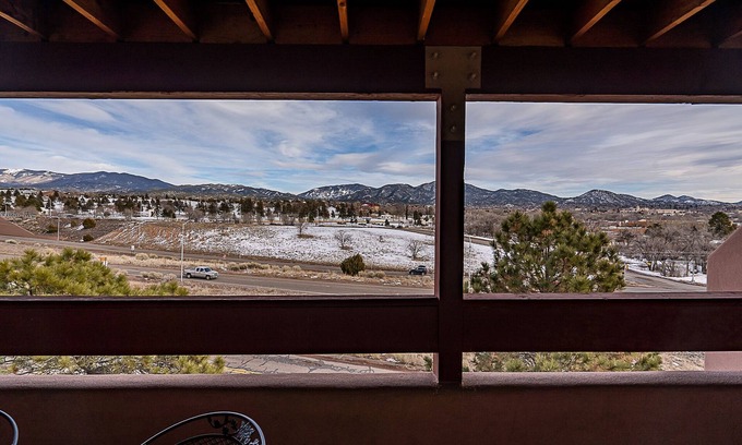 Santa Fe Condo | Vista La Sierra