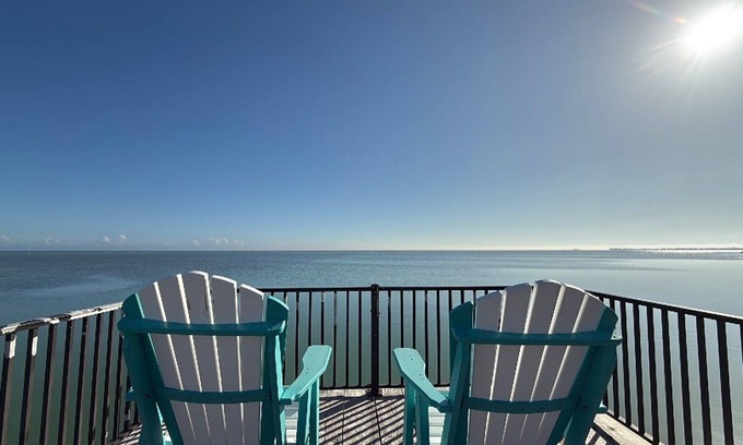 Marathon House | Vista Marquesa 4/3 Ground Level Home w/Pool & 50