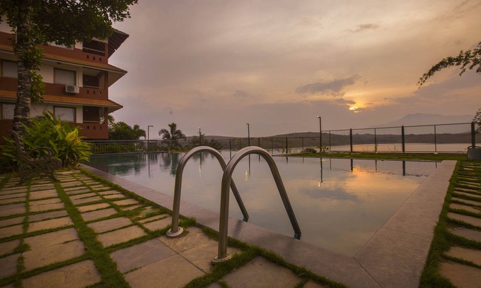Sulthan Bathery Hotel | Vistara Resort