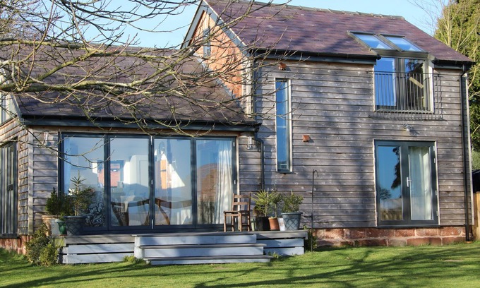 Loppington Cottage | VITULA COTTAGE, family friendly, character holiday cottage in Wem