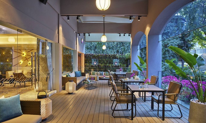 Bangalore City Center Hotel | Vivanta Bengaluru Residency Road