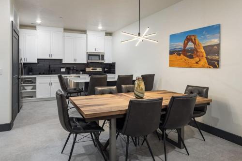 Moab South Valley Apartment | Vizcaya #9 - Moab's Newest Luxury Rental