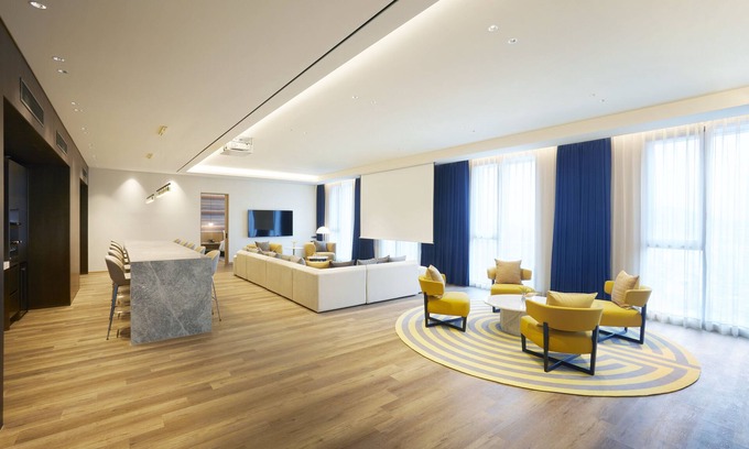 Nonhyeon-dong Hotel | voco Seoul Gangnam by IHG
