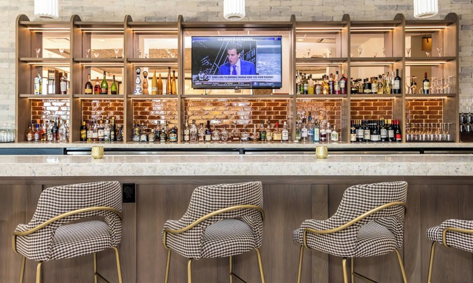 Central Business District Hotel | voco The Clair Cincinnati Downtown by IHG