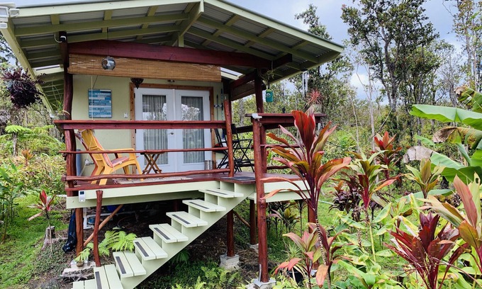 Volcano Cabin | Volcano Off the Grid Eco Cabin Retreat in the heart of the tropical raiforest.