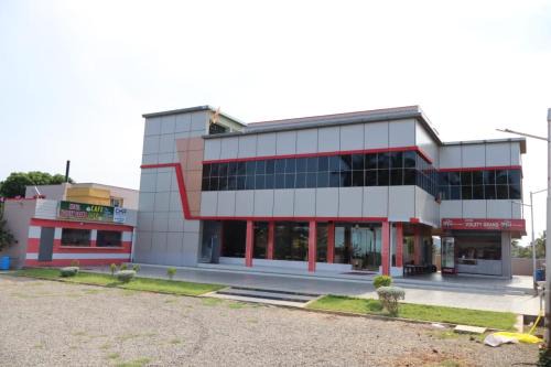 Prathipadu Hotel | Volety Grand