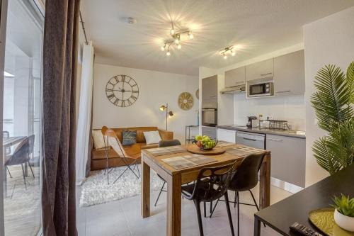 Quartier Croix-Daurade Apartment | Voltaire
