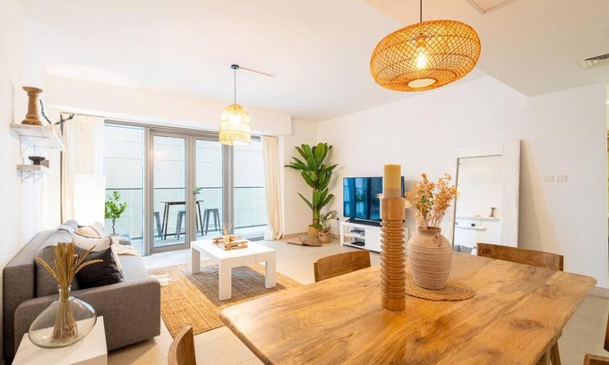 Al Raha Beach Apartment | Voyage 2 Bedroom In Al Zeina