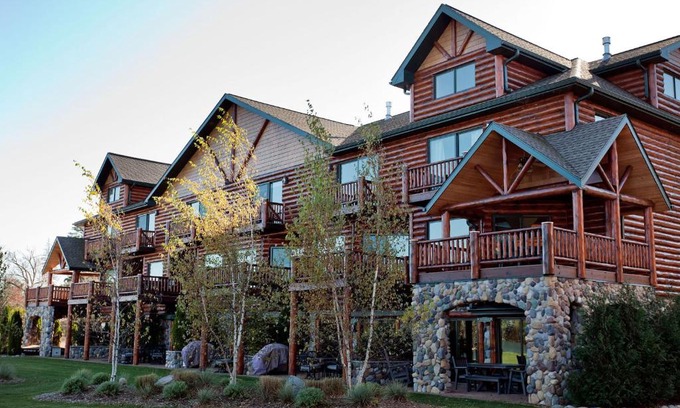 Eagle River House | Voyageur View