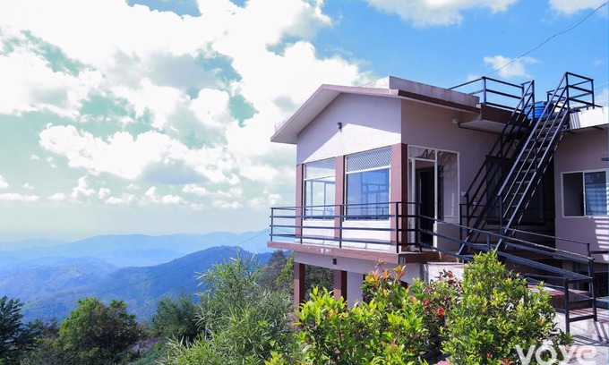 Elappara Cabin | VOYE HOMES Misty Villa Panchalimedu