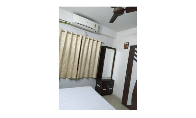 Surat Apartment | Vraj House only for Male, Female and Married Couple