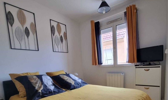 Bretigny-sur-Orge Cabin | Vrbo Property