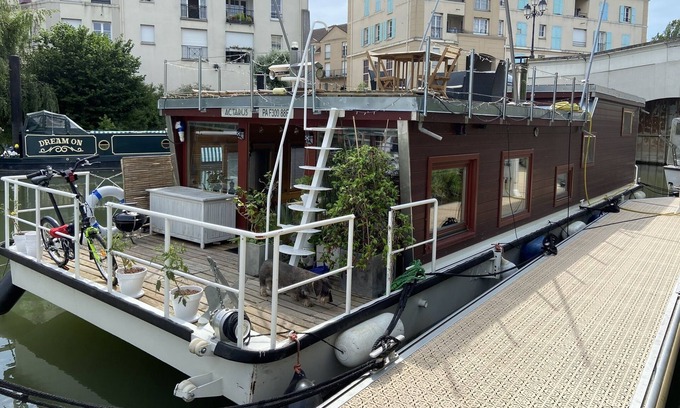 Cergy Boat Rental | Vrbo Property