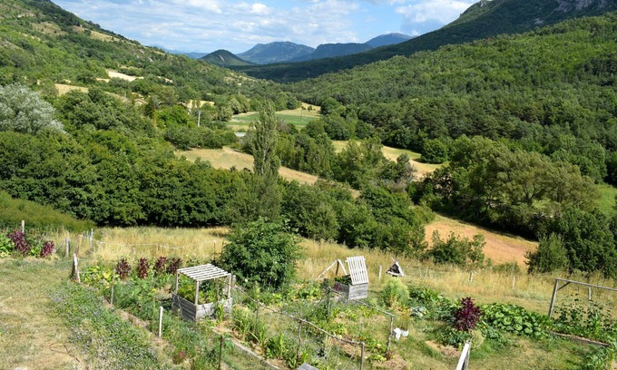 Curel Bed & Breakfast | Vrbo Property