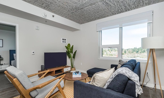 Southcenter Apartment | Vrbo Property