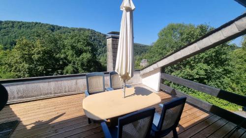 Membre Apartment | Vressence