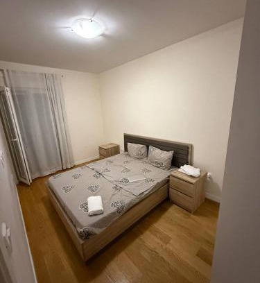 Podgorica Apartment | vrl house