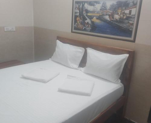 Sholinghur Hotel | Vrs Inn