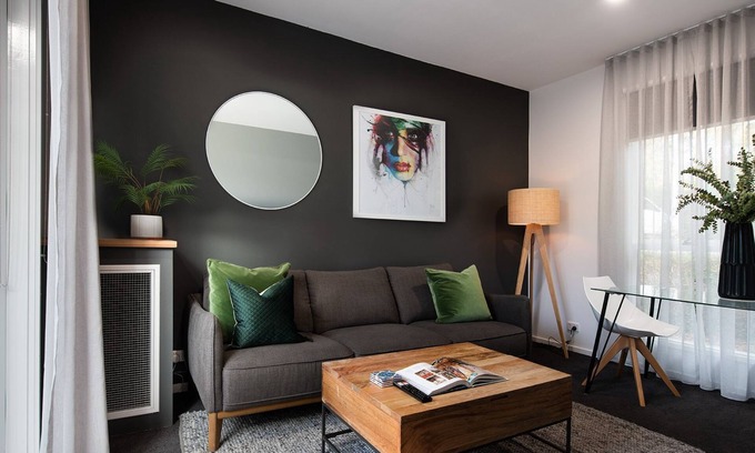 Daylesford Apartment | Vue Lake Daylesford Studio-on the lake