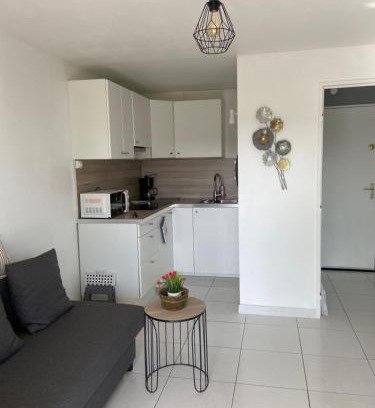 Villers-sur-Mer Apartment | Vue mer et verdure
