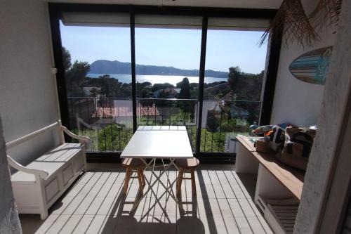 Saint-Mandrier-sur-Mer House | Vue mer imprenable Cosy T3, 6 pers, parking