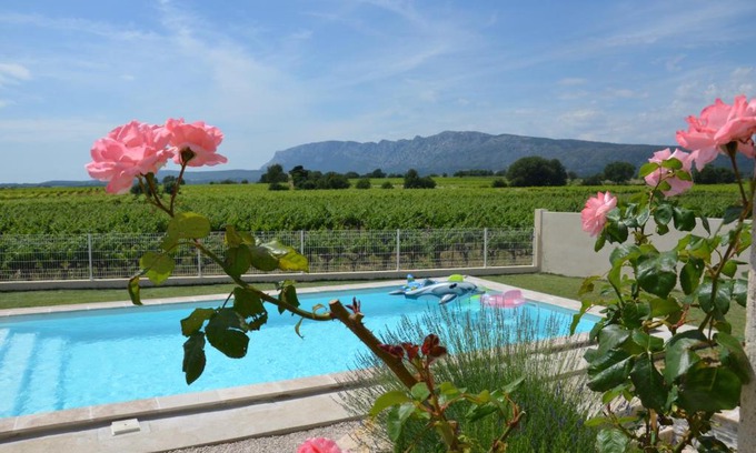 Pourrieres Apartment | Vue Sainte Victoire, proche Aix-en-Provence