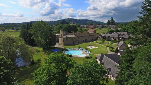 Nedde Resort | VVF Château sur la Vienne Lac de Vassivière