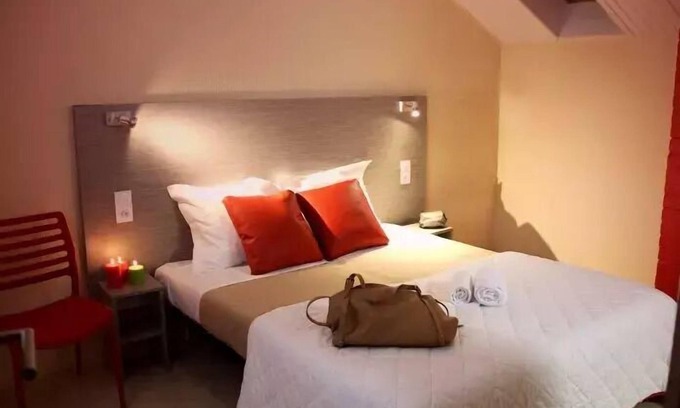 Collonges-la-Rouge Apartment | VVF Collonges-la-Rouge * - 3 Room Gîte 6 People 2 babies 2 shower rooms