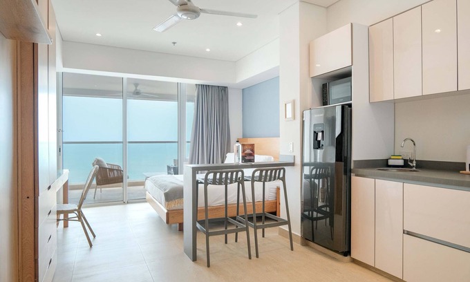 Urbanizacion Eliana Apartment | w* | Charming 1BR with Beautiful Views and Pool