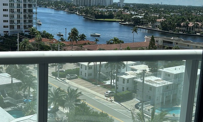Central Beach Hotel | W Hotel Escape-Ocean & Intracoastal Views