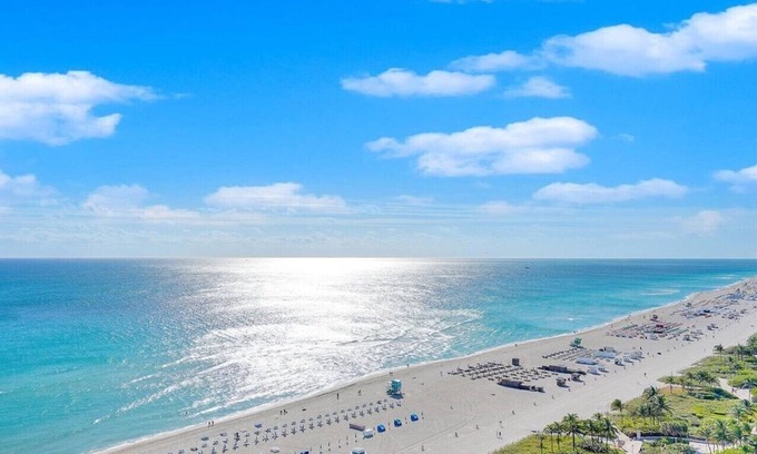 South Beach Condo | W SOUTH BEACH 2 BDR/1.5 BATH BEACHFRONT OCEAN VIEW