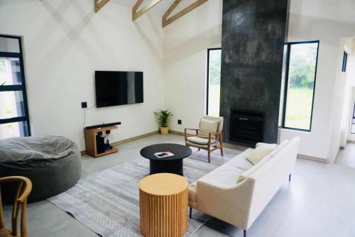 Hazyview House | Wabi Sabie River House - Sabi River Eco Estate