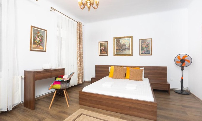Brasov City Centre Apartment | Wagner Apartment