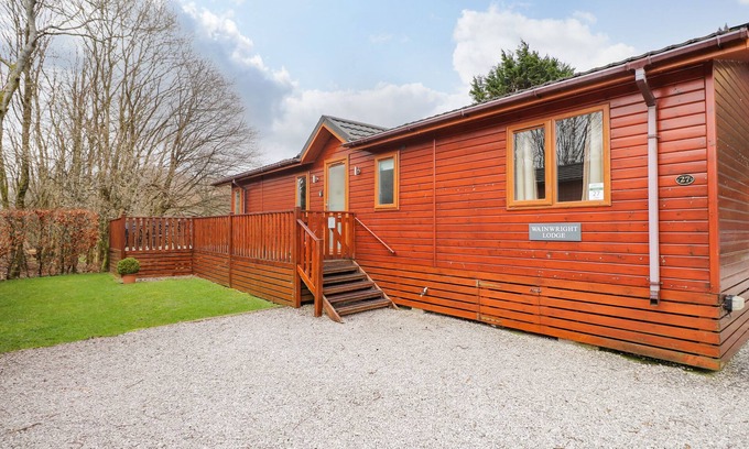 Troutbeck Cottage | WAINWRIGHT LODGE, pet friendly, with hot tub in Windermere